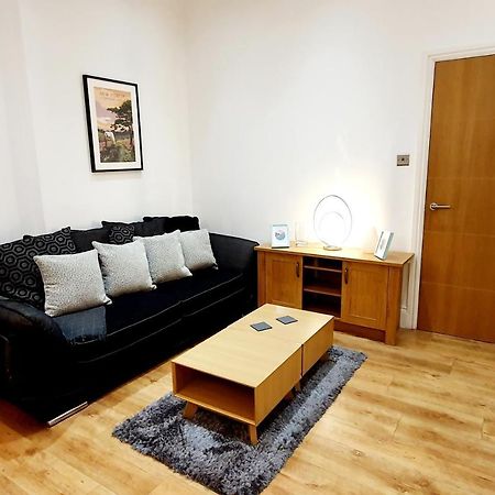 Superb 2 Beds 2 Baths New Apartment W/ Garden+Patio Bournemouth Exterior foto