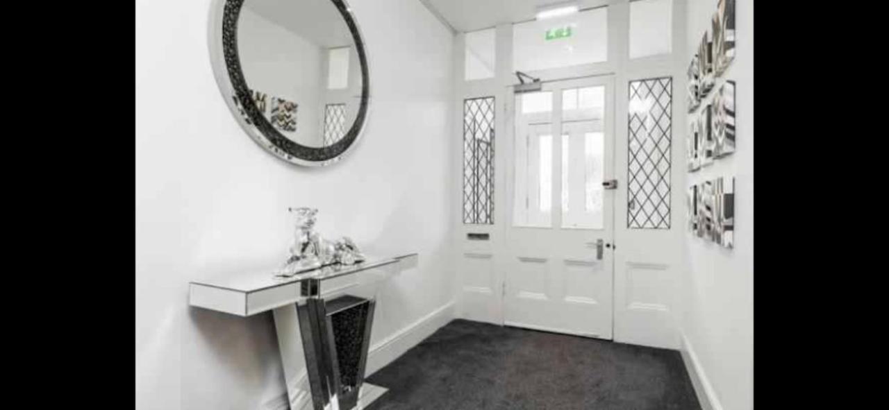 Superb 2 Beds 2 Baths New Apartment W/ Garden+Patio Bournemouth Exterior foto