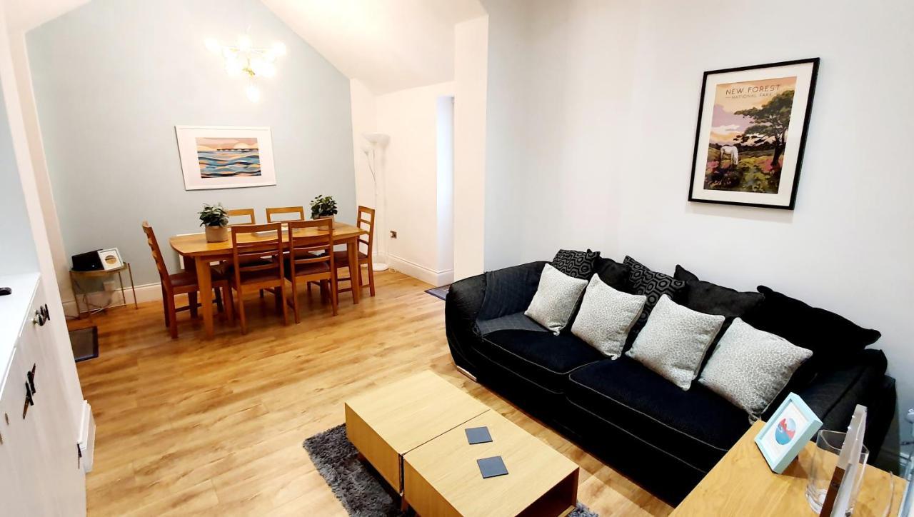 Superb 2 Beds 2 Baths New Apartment W/ Garden+Patio Bournemouth Exterior foto